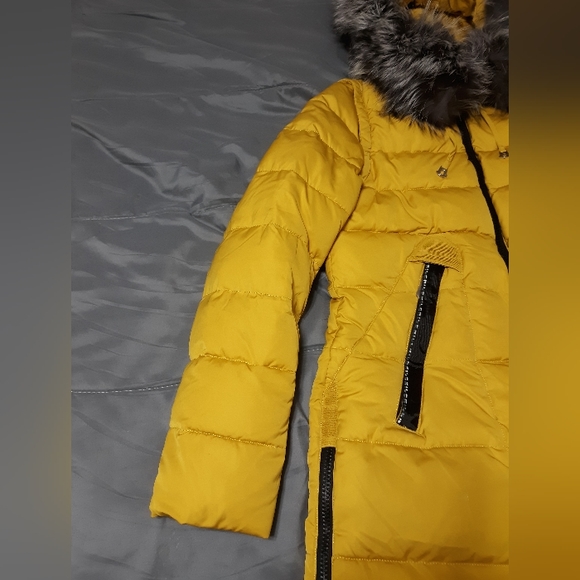 #10. Jarius Originality Puffer Transformation into Vest Winter Coat. Size:Medium - Picture 3 of 16